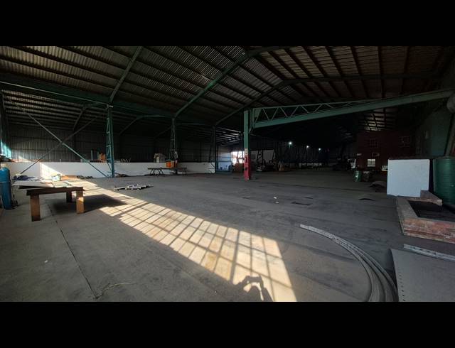 5,600M² FACTORY TO LET IN ANDERBOLT